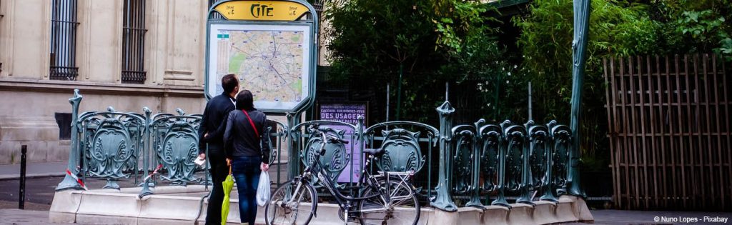 garer-son-velo-a-paris-metro-velo